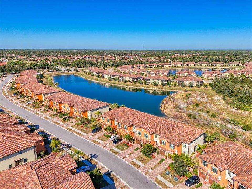 На продажу: $280,000 (3 спален, 2 ванн, 1949 Квадратных фут)