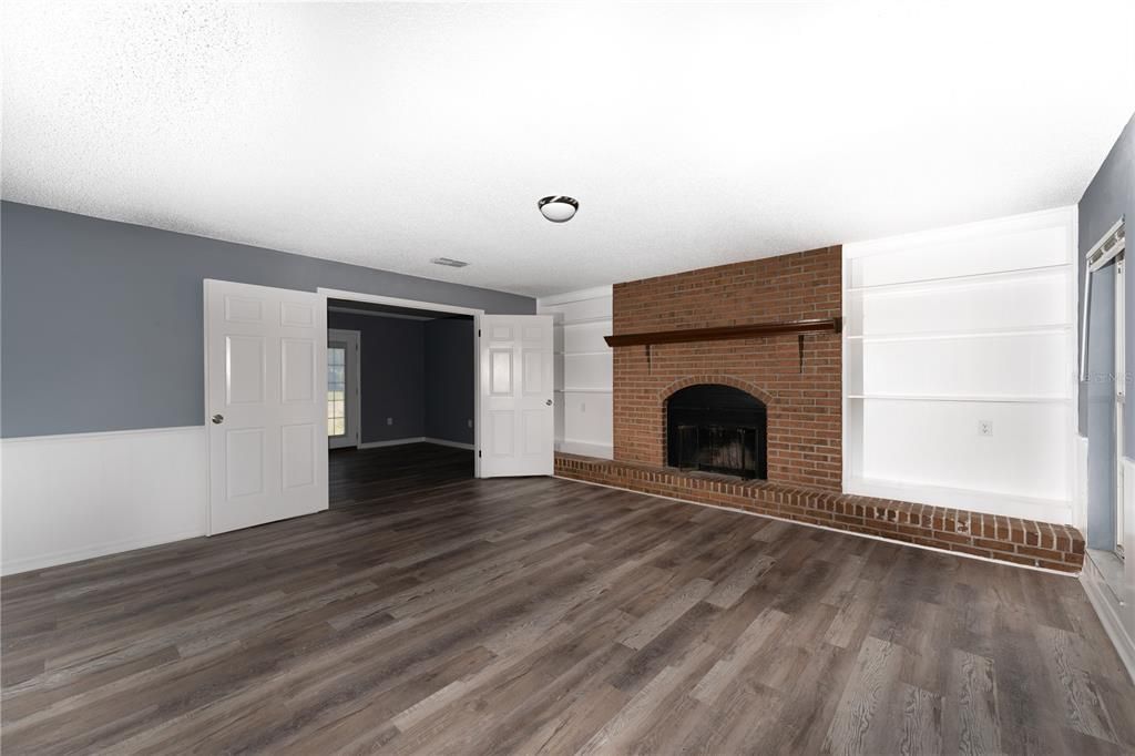 待售: $424,900 (5 贝兹, 3 浴室, 2520 平方英尺)