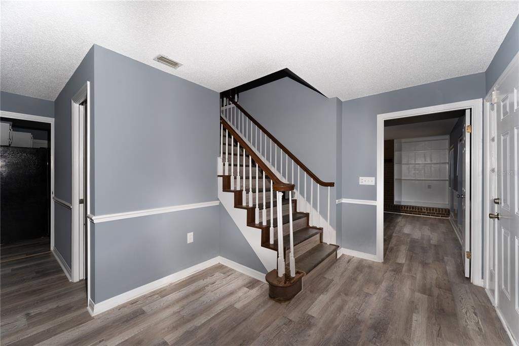 待售: $424,900 (5 贝兹, 3 浴室, 2520 平方英尺)