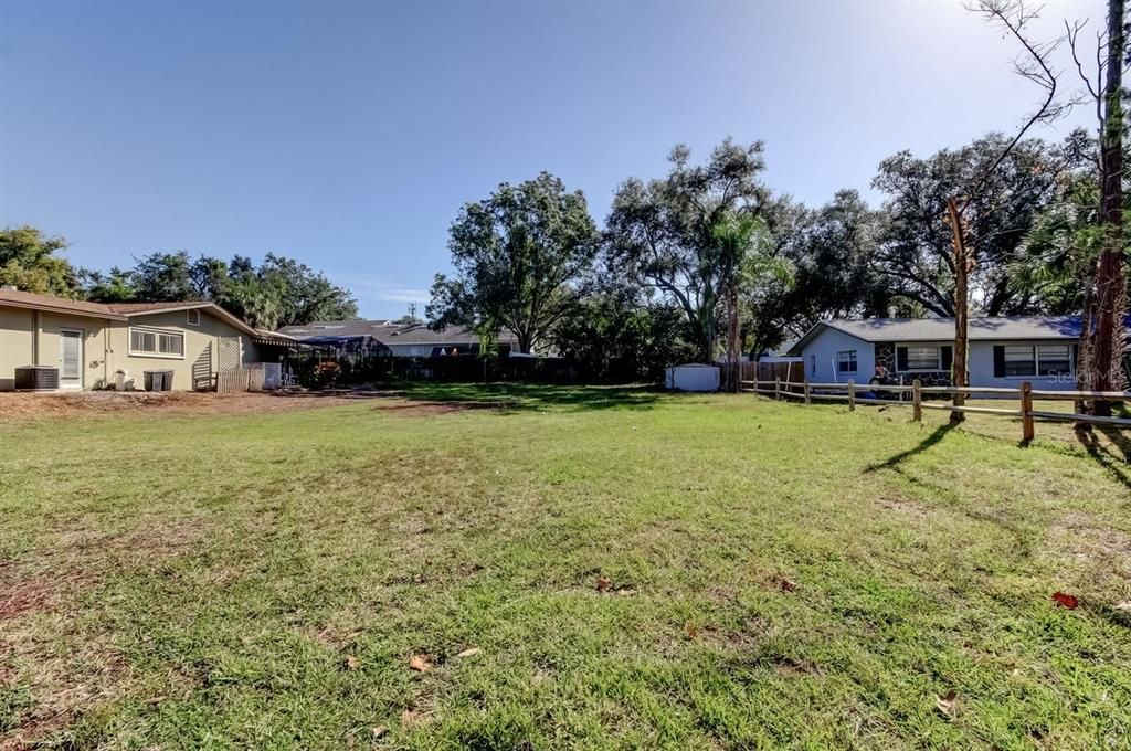 На продажу: $395,000 (0.20 acres)