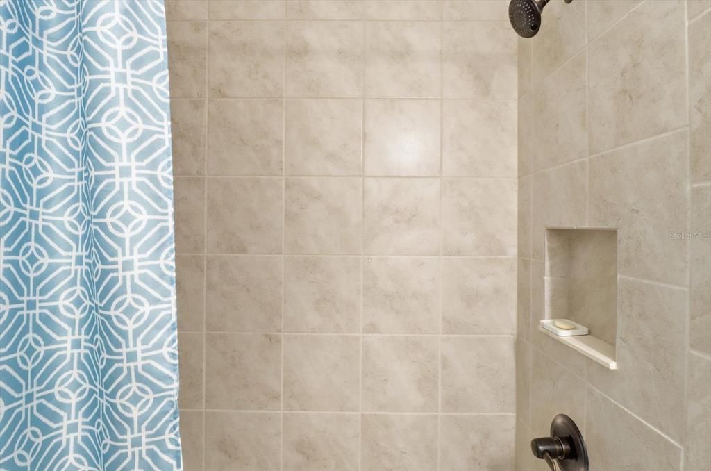 待售: $750,000 (3 贝兹, 2 浴室, 1972 平方英尺)