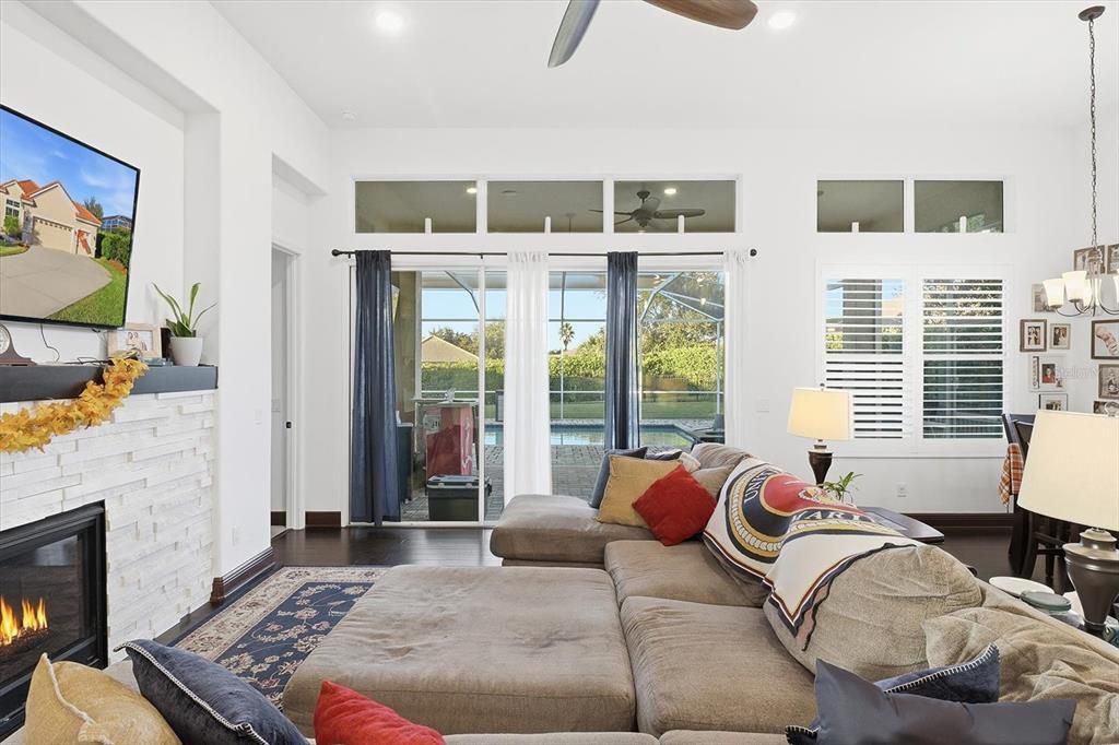 待售: $750,000 (3 贝兹, 2 浴室, 1972 平方英尺)