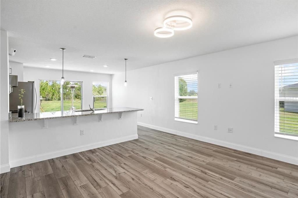 En Renta: $2,300 (3 camas, 2 baños, 1355 Pies cuadrados)