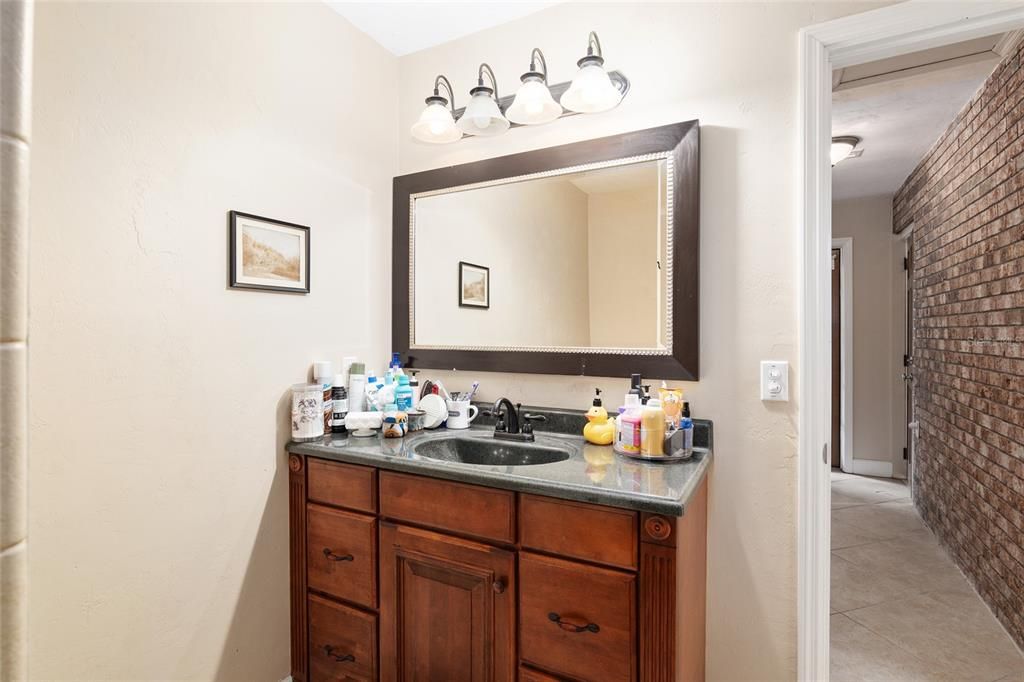 For Sale: $640,000 (5 beds, 4 baths, 3403 Square Feet)