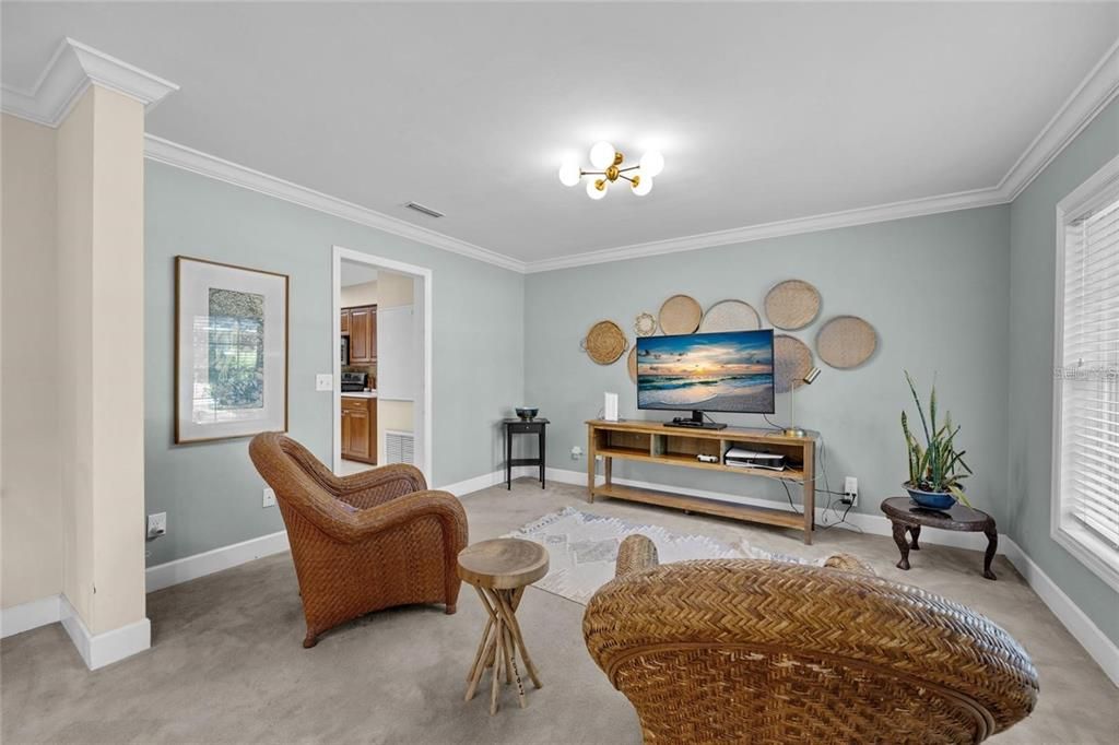 For Sale: $640,000 (5 beds, 4 baths, 3403 Square Feet)