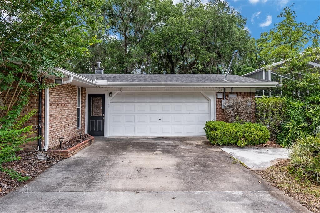 For Sale: $640,000 (5 beds, 4 baths, 3403 Square Feet)