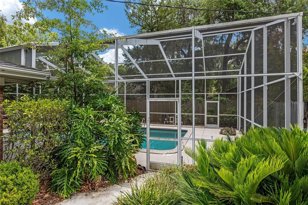 For Sale: $640,000 (5 beds, 4 baths, 3403 Square Feet)