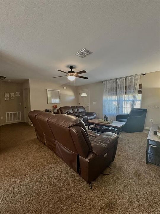 For Sale: $272,990 (3 beds, 2 baths, 1332 Square Feet)