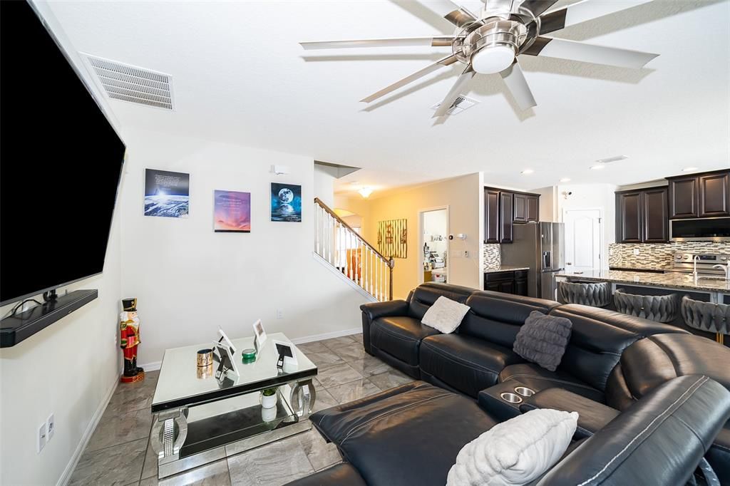 В аренду: $2,500 (5 спален, 2 ванн, 2808 Квадратных фут)