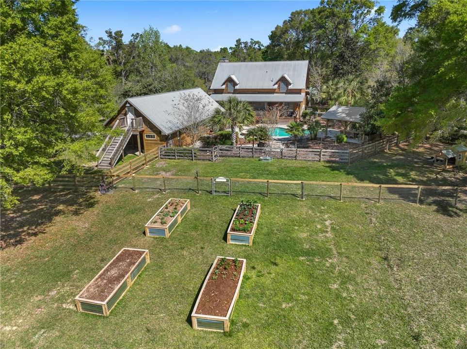 На продажу: $1,800,000 (5 спален, 4 ванн, 6223 Квадратных фут)