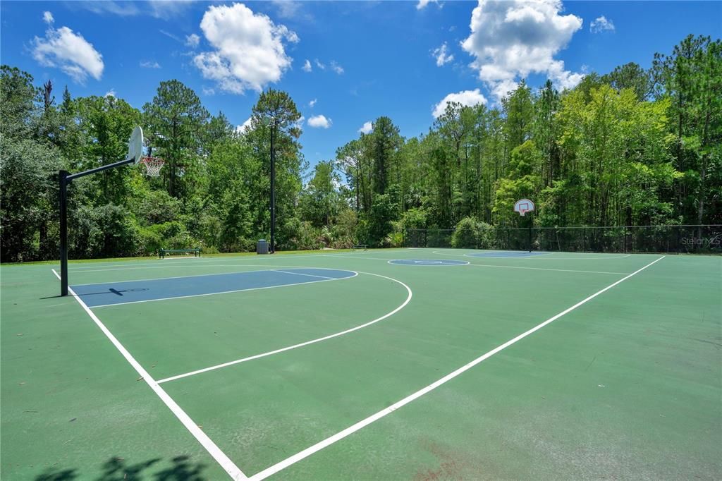 На продажу: $445,000 (3 спален, 2 ванн, 1250 Квадратных фут)