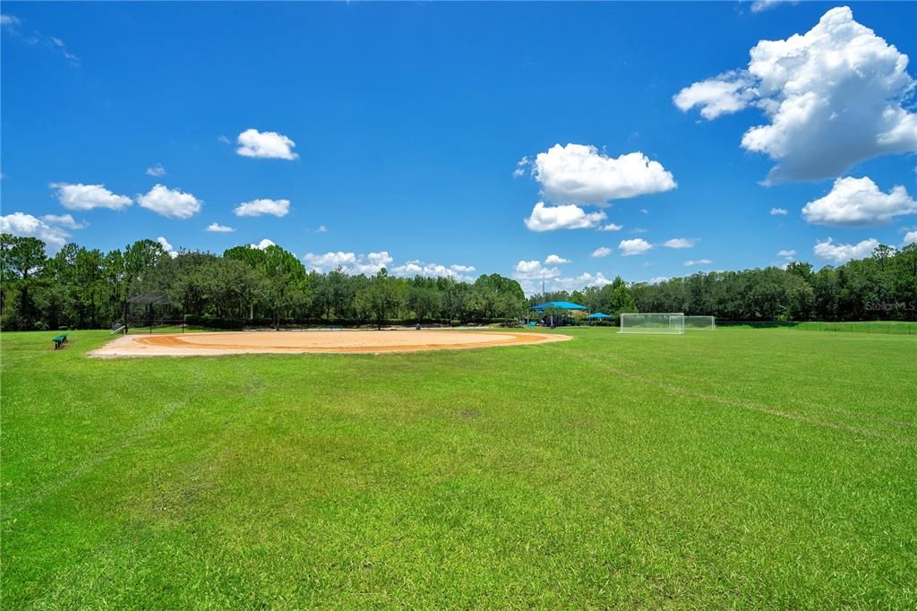 На продажу: $445,000 (3 спален, 2 ванн, 1250 Квадратных фут)