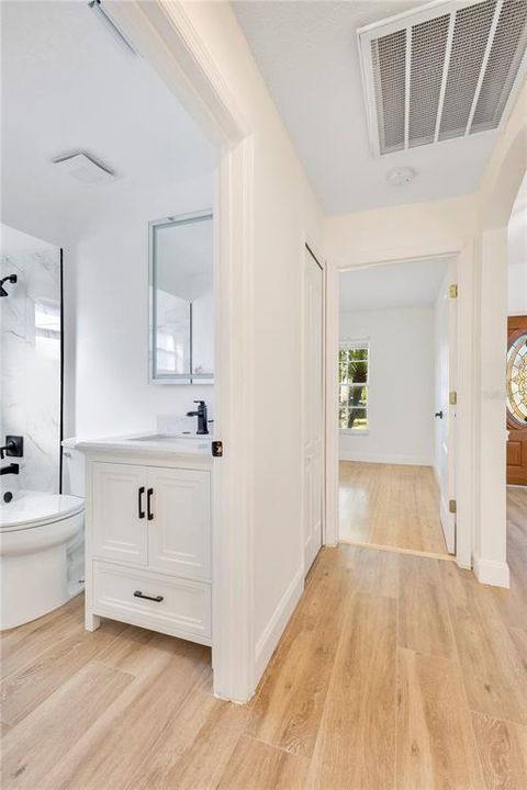 На продажу: $445,000 (3 спален, 2 ванн, 1250 Квадратных фут)