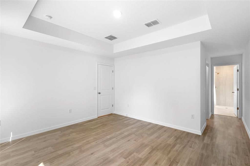 For Sale: $269,000 (3 beds, 2 baths, 1277 Square Feet)