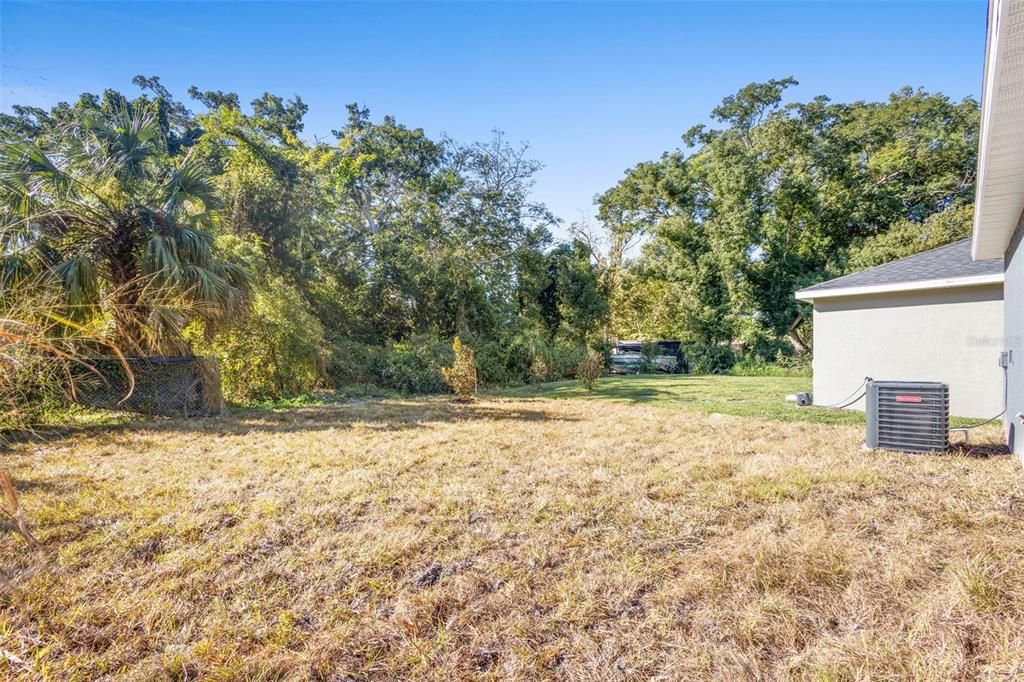 For Sale: $269,000 (3 beds, 2 baths, 1277 Square Feet)