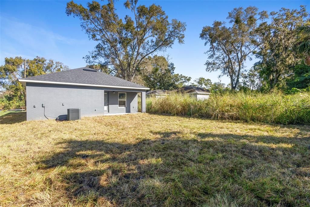 For Sale: $269,000 (3 beds, 2 baths, 1277 Square Feet)