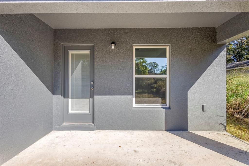 For Sale: $269,000 (3 beds, 2 baths, 1277 Square Feet)