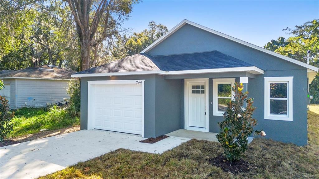 For Sale: $269,000 (3 beds, 2 baths, 1277 Square Feet)