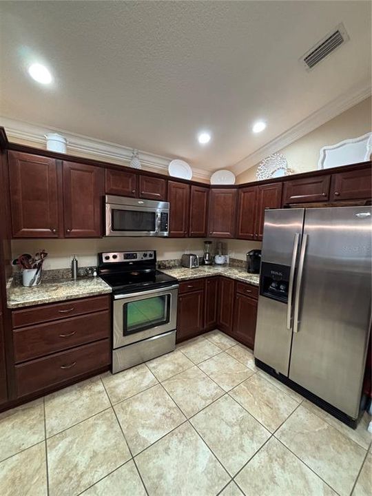 En Venta: $414,900 (3 camas, 2 baños, 1723 Pies cuadrados)