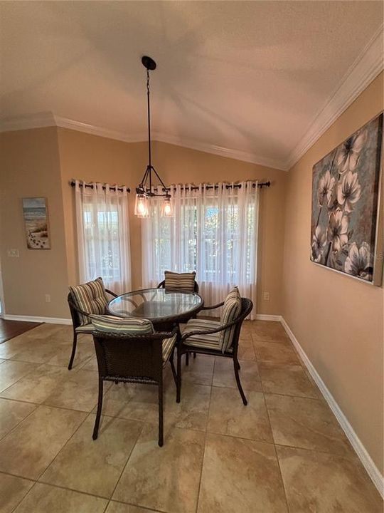 En Venta: $414,900 (3 camas, 2 baños, 1723 Pies cuadrados)