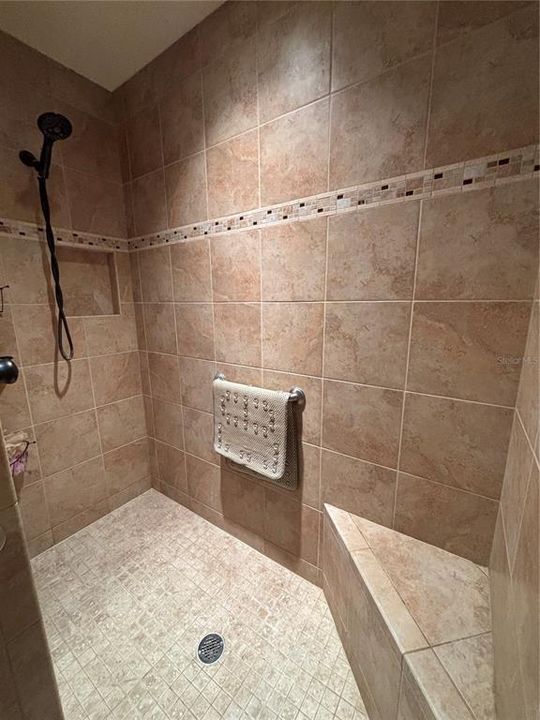 En Venta: $414,900 (3 camas, 2 baños, 1723 Pies cuadrados)