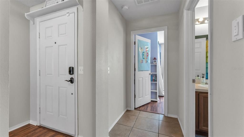 En Venta: $339,900 (3 camas, 2 baños, 1707 Pies cuadrados)