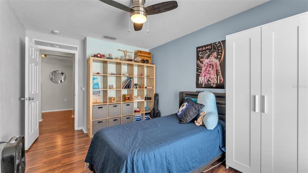 En Venta: $339,900 (3 camas, 2 baños, 1707 Pies cuadrados)