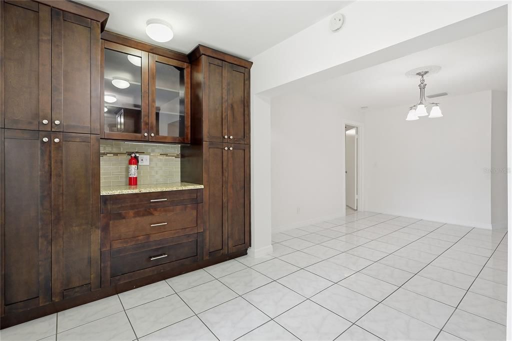 В аренду: $2,300 (3 спален, 2 ванн, 1595 Квадратных фут)