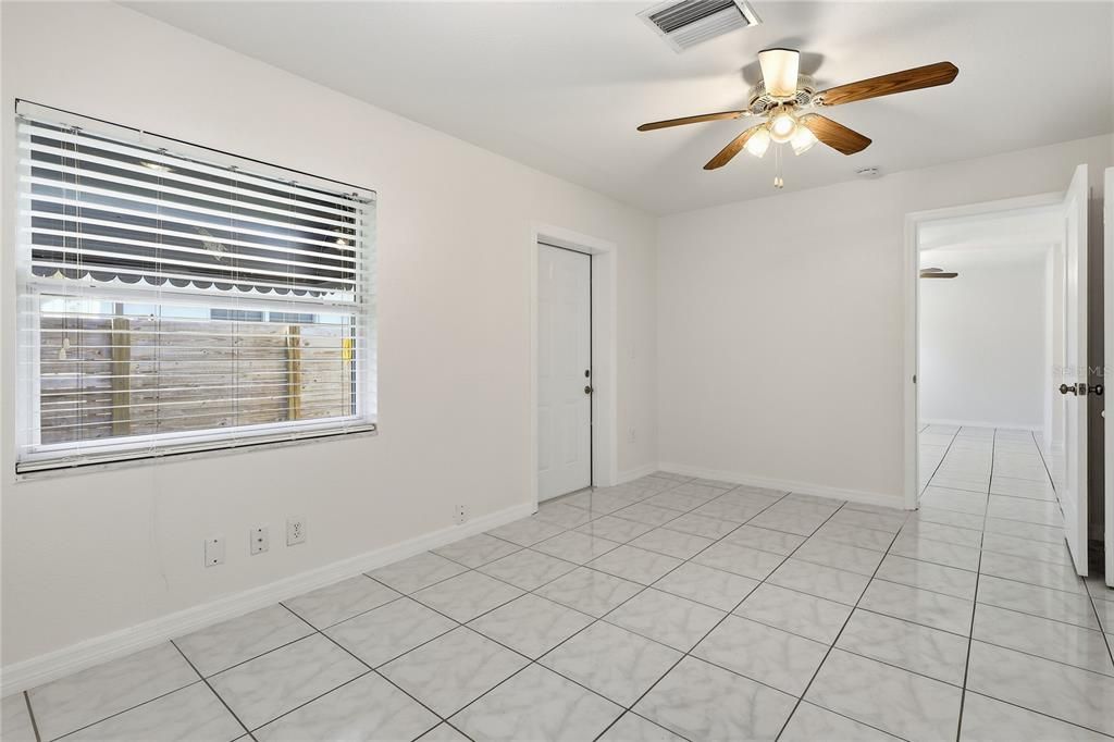 В аренду: $2,300 (3 спален, 2 ванн, 1595 Квадратных фут)