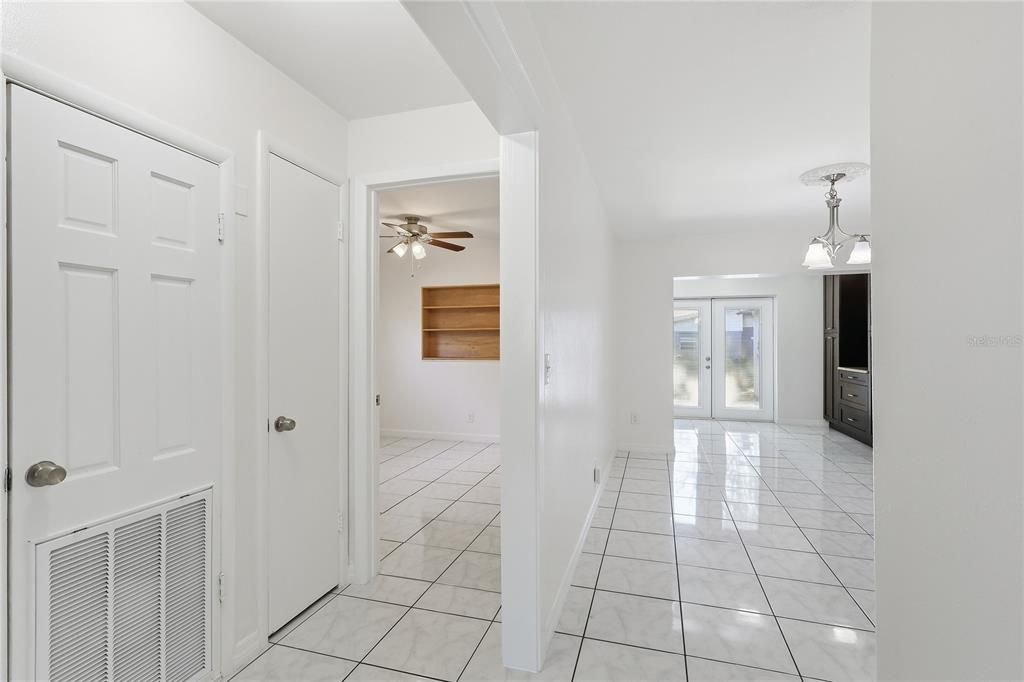 В аренду: $2,300 (3 спален, 2 ванн, 1595 Квадратных фут)