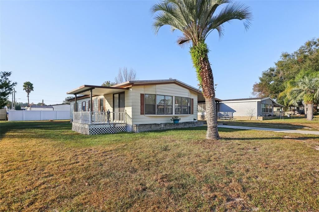 For Sale: $121,000 (2 beds, 2 baths, 1243 Square Feet)