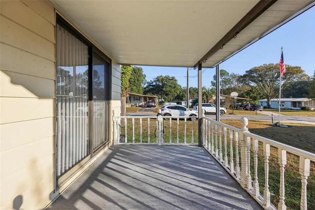 For Sale: $121,000 (2 beds, 2 baths, 1243 Square Feet)