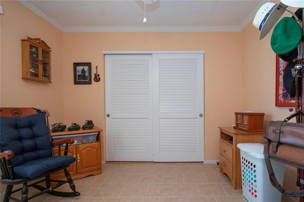 En Venta: $219,000 (2 camas, 2 baños, 1055 Pies cuadrados)