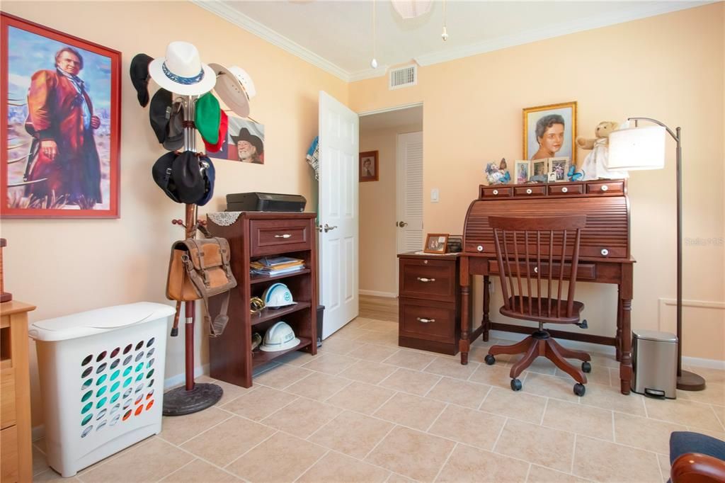 En Venta: $219,000 (2 camas, 2 baños, 1055 Pies cuadrados)