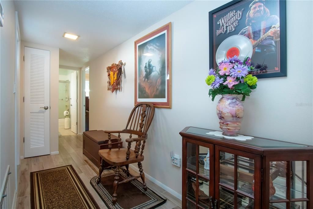 En Venta: $219,000 (2 camas, 2 baños, 1055 Pies cuadrados)