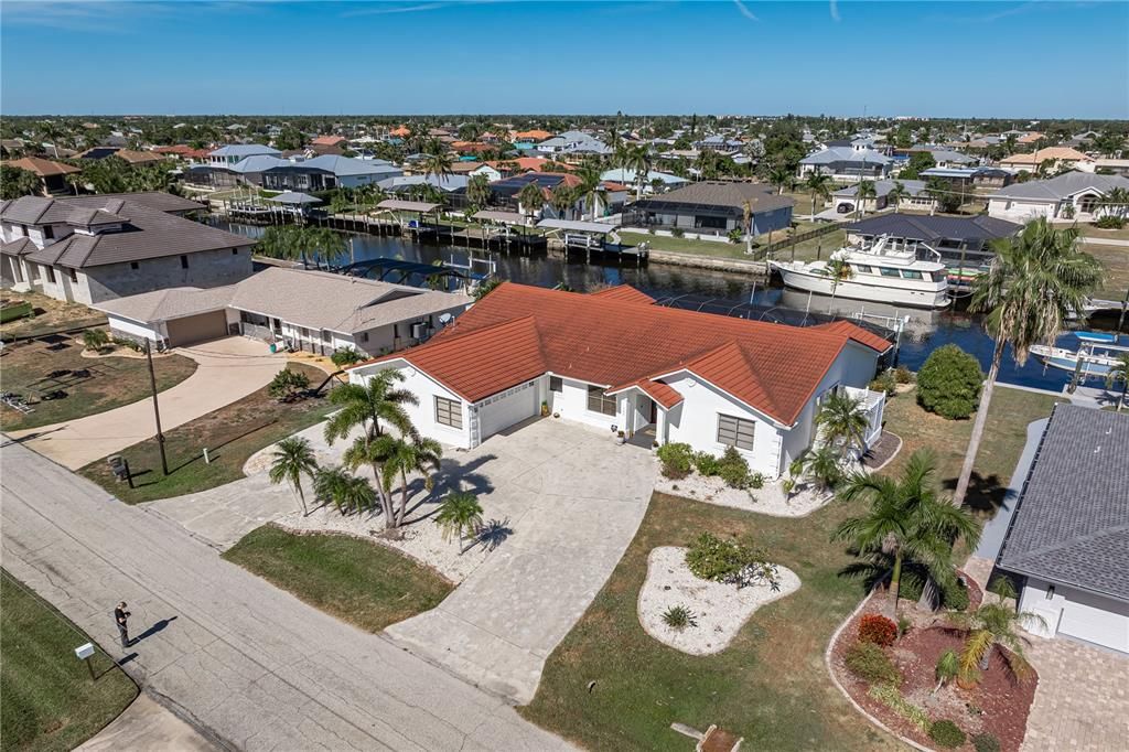 待售: $829,000 (4 贝兹, 3 浴室, 2857 平方英尺)