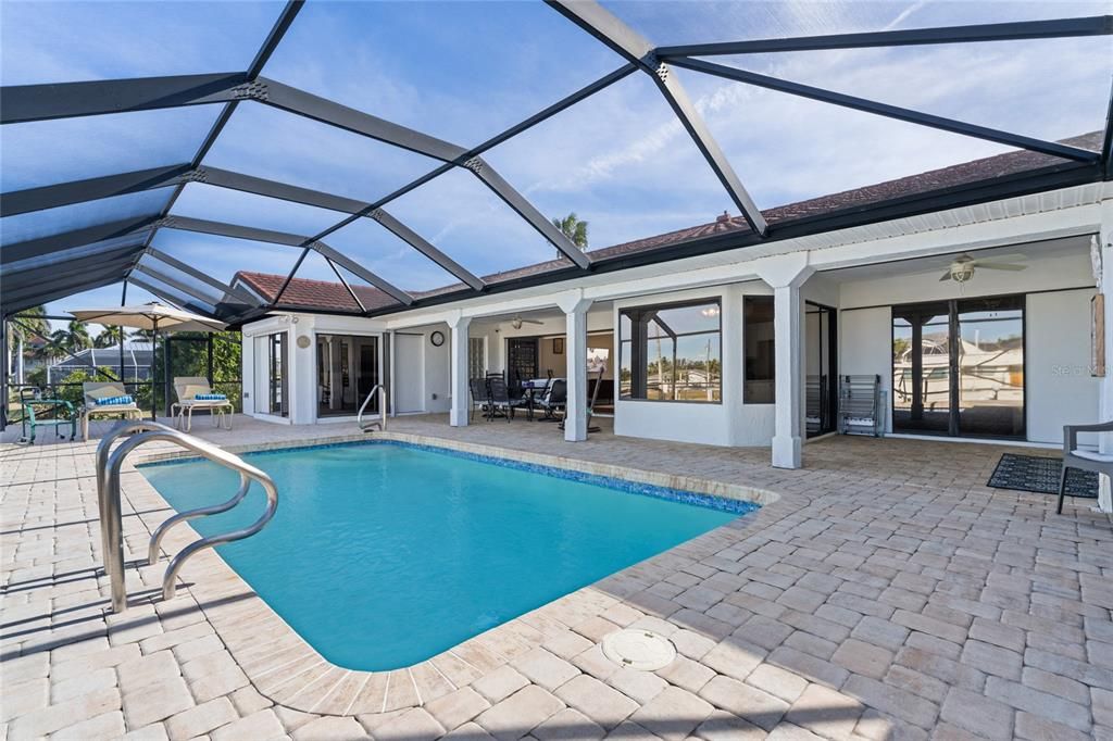 待售: $829,000 (4 贝兹, 3 浴室, 2857 平方英尺)