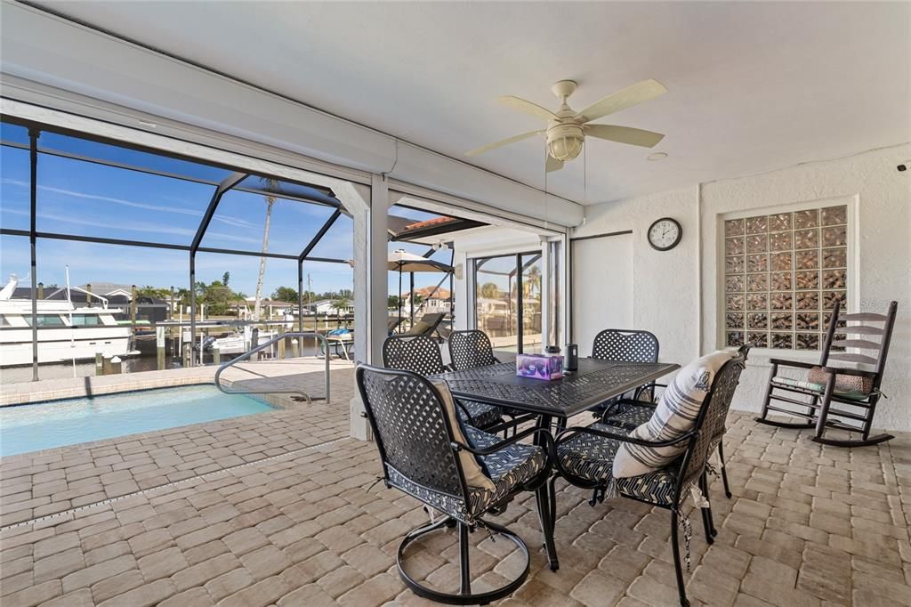 待售: $829,000 (4 贝兹, 3 浴室, 2857 平方英尺)