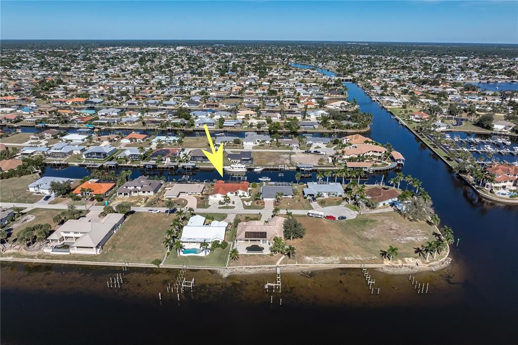 待售: $829,000 (4 贝兹, 3 浴室, 2857 平方英尺)