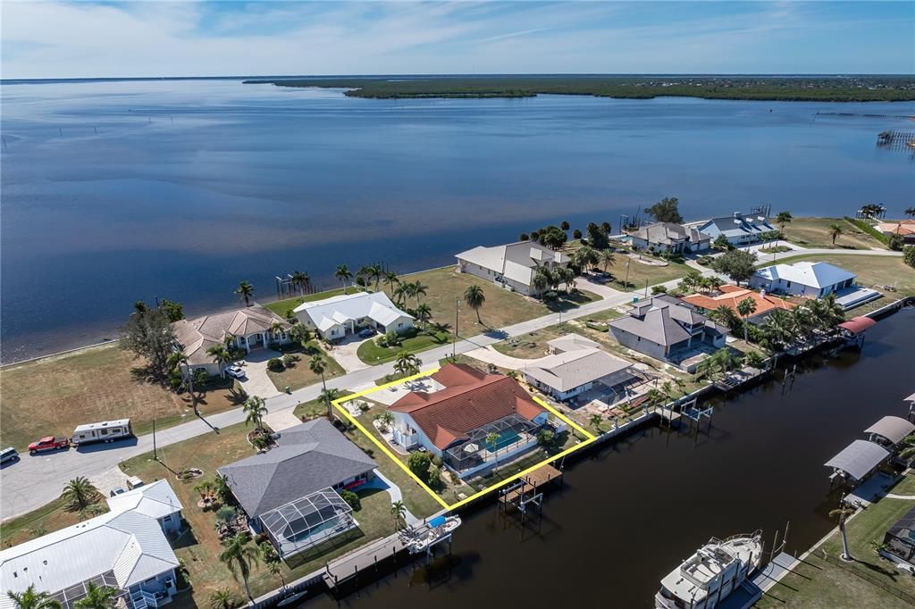 待售: $829,000 (4 贝兹, 3 浴室, 2857 平方英尺)