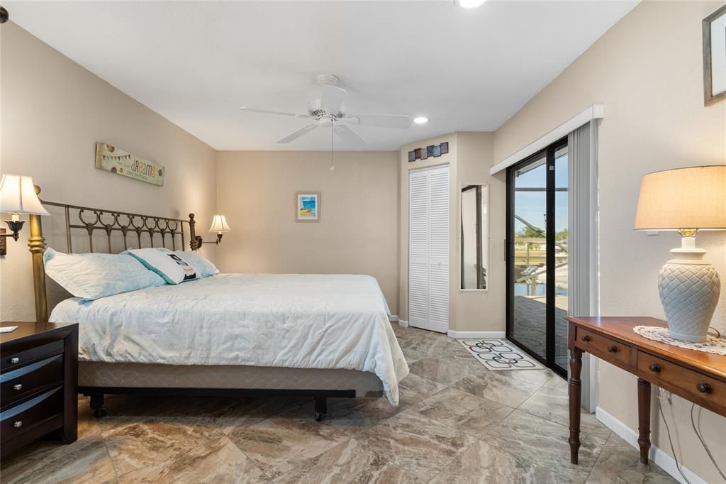 待售: $829,000 (4 贝兹, 3 浴室, 2857 平方英尺)