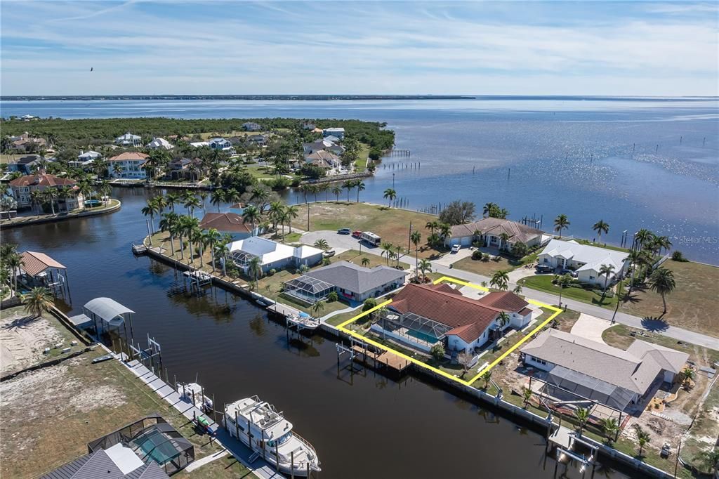 待售: $829,000 (4 贝兹, 3 浴室, 2857 平方英尺)