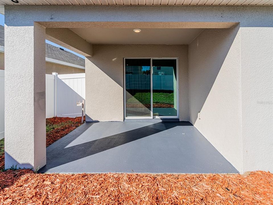 For Sale: $349,000 (4 beds, 2 baths, 1827 Square Feet)