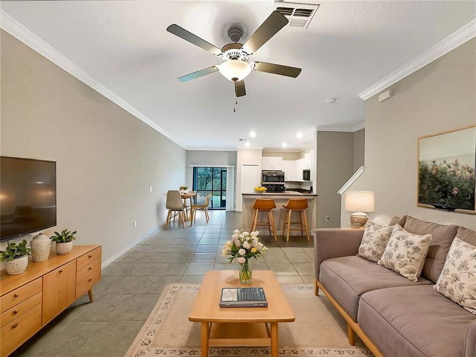 For Sale: $274,000 (3 beds, 2 baths, 1634 Square Feet)