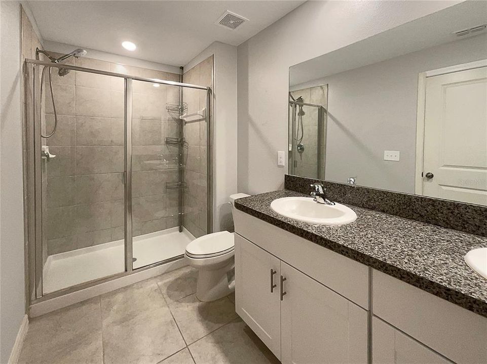 For Sale: $274,000 (3 beds, 2 baths, 1634 Square Feet)