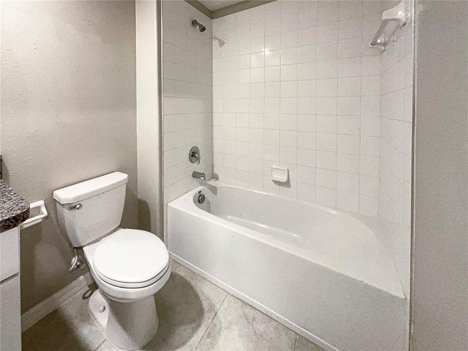 For Sale: $274,000 (3 beds, 2 baths, 1634 Square Feet)