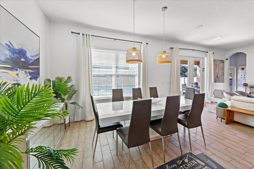 На продажу: $1,390,000 (4 спален, 3 ванн, 3050 Квадратных фут)