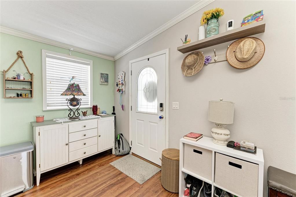 En Venta: $350,000 (2 camas, 2 baños, 864 Pies cuadrados)