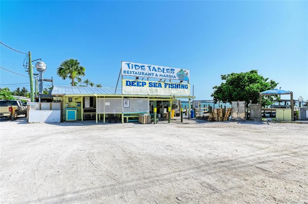 En Venta: $350,000 (2 camas, 2 baños, 864 Pies cuadrados)