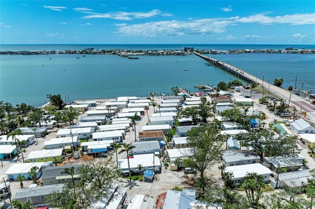 En Venta: $350,000 (2 camas, 2 baños, 864 Pies cuadrados)